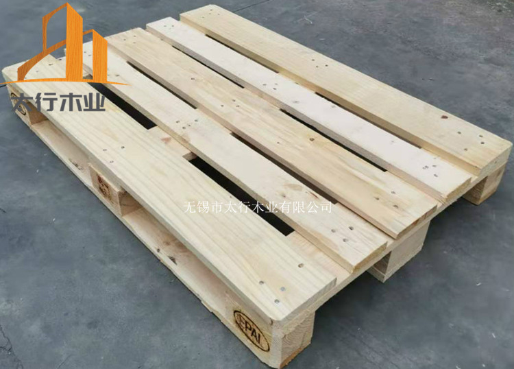 實木托盤比免熏蒸托盤更結實耐用嗎？