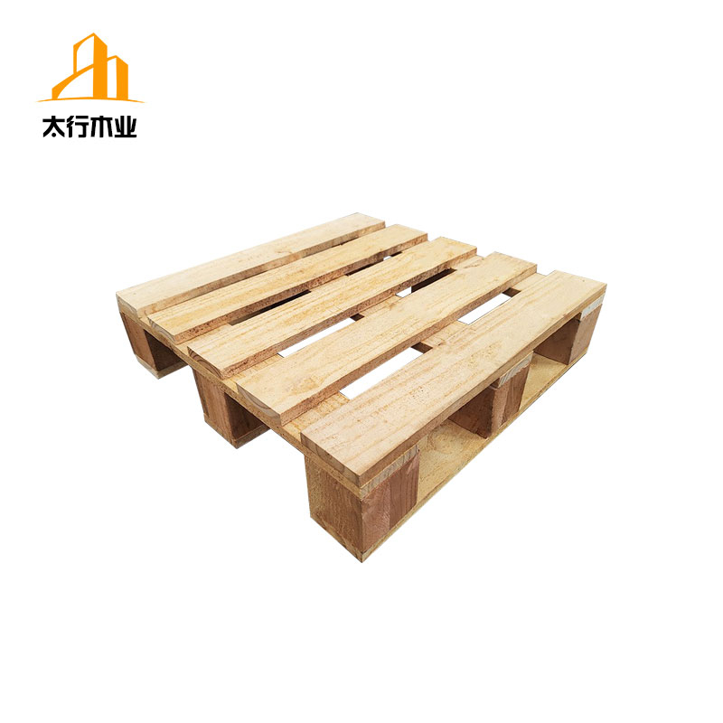 為什么重貨出口要選擇實木熏蒸托盤？